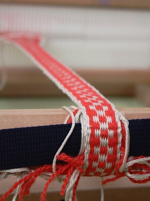 手織り＆裂き織りでつくる ベルト織り