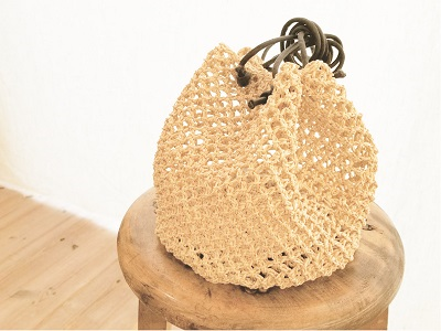 和紙の糸で編む夏の巾着バッグ